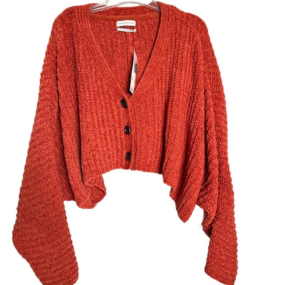 Urban Outfitters Sweaters - NWT Urban outfitters rust brown sweater l